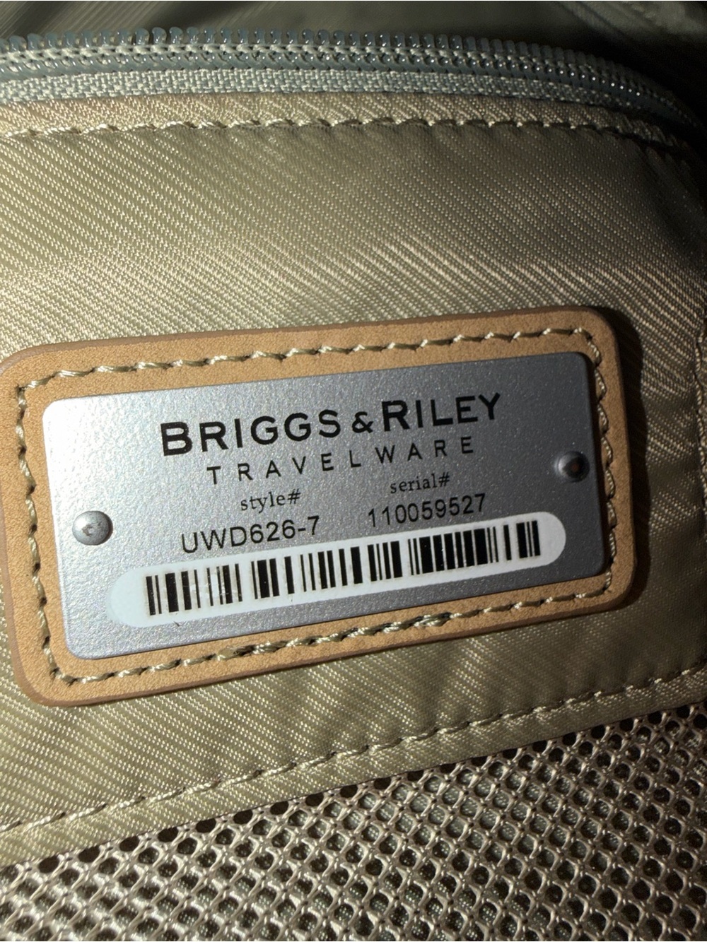 Briggs & Riley Baseline Large Two-Wheel Duffle Bag. - Picture 7 of 16